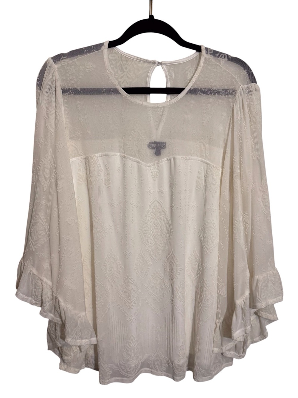 Torrid Size 00 M/L White Embossed Flutter Sleeve Top Fairy Boho Sheer Floral